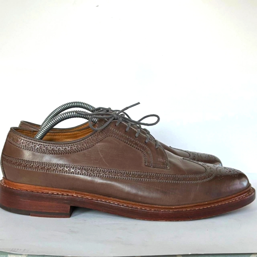 Florsheim Limited Men's Brown Veblen Wingtip Leather OxfordāShoes Sizeā10D